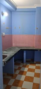 Kitchen Image of 608 Sq.ft 2 BHK Apartment / Flat for rent in Chowk Lucknow for Rs. 10000