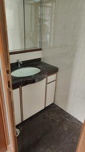 Image of 900 Sq.ft 2 BHK Apartment / Flat for rent in Khar West, Mumbai for Rs. 109000