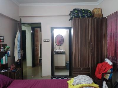 Bedroom Image of 690 Sq.ft 2 BHK Apartment / Flat for sale in Santacruz East Mumbai for Rs. 23000000