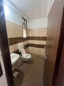 Bathroom Image of 1700 Sq.ft 3 BHK Apartment / Flat for rent in Sagar Lifestyle Towers, Salaiya Bhopal for Rs. 19000