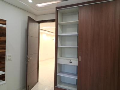 Bedroom Image of 1350 Sq.ft 3 BHK Builder Floor for sale in Paschim Vihar New Delhi for Rs. 24500000