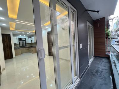 Balcony Image of 950 Sq.ft 3 BHK Builder Floor for sale in Tilak Nagar New Delhi for Rs. 14500000