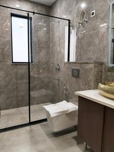 Common Bathroom Image of 1250 Sq.ft 5 BHK Independent House for sale in Sector 57 Gurgaon for Rs. 52000000