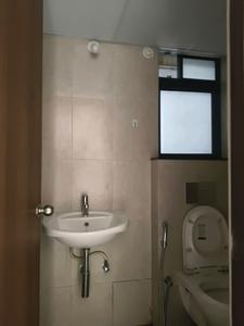 Common Bathroom Image of 656 Sq.ft 1 BHK Apartment / Flat for sale in Shapoorji Vanaha, Bavdhan Pune for Rs. 5100000