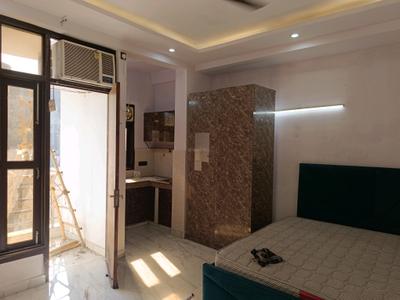 Bedroom Image of 400 Sq.ft 1 RK Apartment / Flat for rent in Neb Sarai New Delhi for Rs. 18000