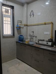 Kitchen Image of 900 Sq.ft 2 BHK Builder Floor for rent in Mukherjee Nagar New Delhi for Rs. 24000