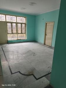 Living Room Image of 200 Sq.ft 3 BHK Villa for rent in Omicron 1A Greater Noida for Rs. 20000
