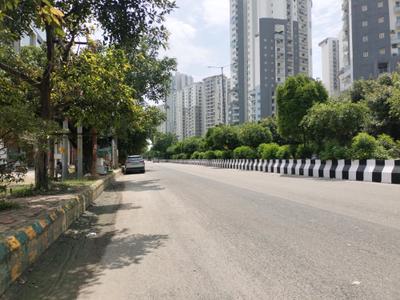 Image of 1350 Sq.ft Residential Plot / Land for sale in Sector 104, Noida for Rs. 18000000