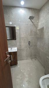 Bathroom Image of 800 Sq.ft 2 BHK Builder Floor for sale in Paschim Vihar New Delhi for Rs. 13500000