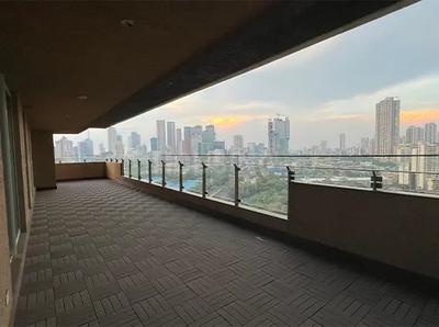 Balcony Image of 2600 Sq.ft 3 BHK Apartment / Flat for rent in Mahalakshmi Mumbai for Rs. 350001
