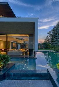 Image of 43560 Sq.ft 5 BHK Farm House for sale in DLF Farms, New Delhi for Rs. 600000000