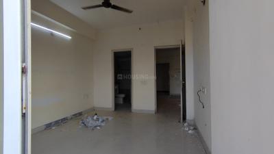 Bedroom Image of 650 Sq.ft 1 BHK Apartment / Flat for rent in Maxblis Grand Wellington, Sector 75 Noida for Rs. 24000