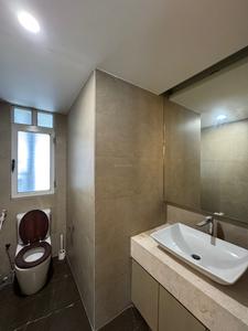 Bathroom Image of 2900 Sq.ft 3 BHK Apartment / Flat for rent in Indiabulls Sky, Parel Mumbai for Rs. 450000