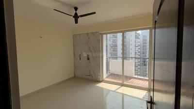 Bedroom Image of 1780 Sq.ft 3 BHK Apartment / Flat for rent in Assotech The Nest, Crossings Republik Ghaziabad for Rs. 25000