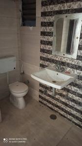 Bathroom Image of 1300 Sq.ft 3 BHK Apartment / Flat for rent in Metro Tower, Mahalgaon Gwalior for Rs. 12000