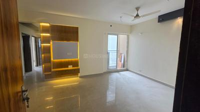 Bedroom Image of 1205 Sq.ft 3 BHK Apartment / Flat for rent in Aditya City Apartments Phase 2, Wave City Ghaziabad for Rs. 20000