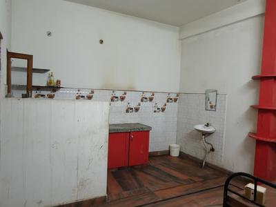 Kitchen Image of 230 Sq.ft 1 BHK Builder Floor for rent in Krishna Nagar Mathura for Rs. 7500