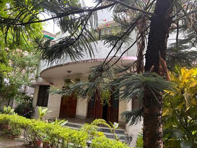 Image of 5000 Sq.ft 8 BHK Villa for sale in New Alipore, Kolkata for Rs. 135000000