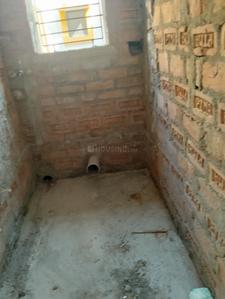 Bathroom Image of 400 Sq.ft 1 BHK Apartment / Flat for sale in Behala Kolkata for Rs. 1320000