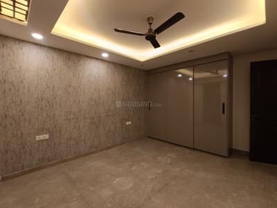 Bedroom Image of 2925 Sq.ft 4 BHK Builder Floor for rent in Janakpuri New Delhi for Rs. 96000