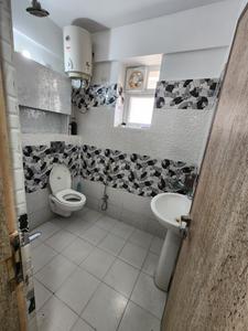 Bathroom Image of 1650 Sq.ft 3 BHK Apartment / Flat for sale in Kanke Ranchi for Rs. 9400000