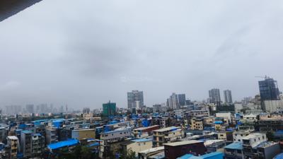 Balcony Image of 786 Sq.ft 2 BHK Apartment / Flat for sale in Shapoorji Pallonji BKC 28, Bandra East Mumbai for Rs. 26000000