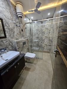 Bathroom Image of 1800 Sq.ft 3 BHK Builder Floor for rent in Punjabi Bagh New Delhi for Rs. 61000