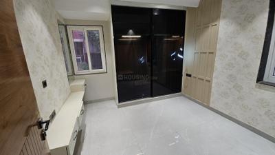 Bedroom Image of 1350 Sq.ft 3 BHK Apartment / Flat for sale in Pragatisheel Apartments, Sector 9 Rohini New Delhi for Rs. 23000000