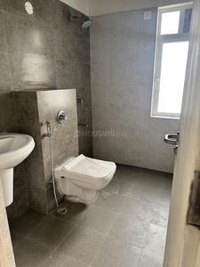 Bathroom Image of 1470 Sq.ft 3 BHK Apartment / Flat for sale in Chinar Park Kolkata for Rs. 14950000