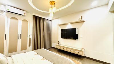 Bedroom Image of 1805 Sq.ft 3 BHK Apartment / Flat for sale in Peer Muchalla Zirakpur for Rs. 12090000