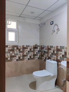 Common Bathroom Image of 1400 Sq.ft 3 BHK Apartment / Flat for sale in Anthem Kingdom Homes, Ghukna Ghaziabad for Rs. 10500000