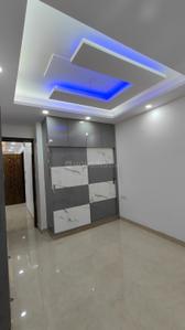 Bedroom Image of 950 Sq.ft 3 BHK Builder Floor for sale in Shalimar Bagh New Delhi for Rs. 18100000