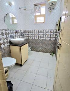 Bathroom Image of 2250 Sq.ft 3 BHK Builder Floor for sale in Canal Road Dehradun for Rs. 16500000