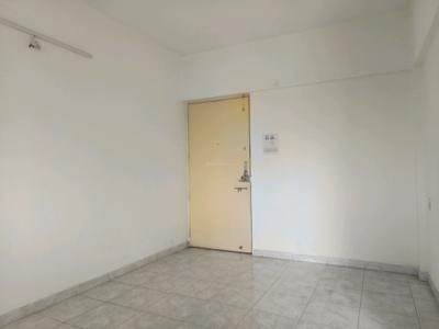 Living Room Image of 1250 Sq.ft 2 BHK Apartment / Flat for rent in Magarpatta Cosmos Apartment, Magarpatta City Pune for Rs. 36000