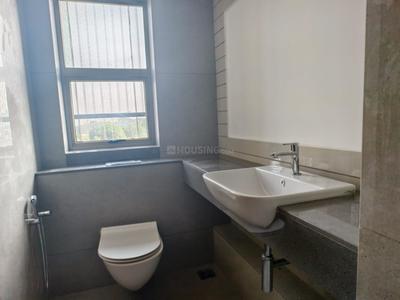 Bathroom Image of 1838 Sq.ft 3 BHK Apartment / Flat for sale in Elamakkara Kochi for Rs. 14500000