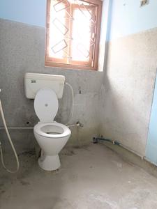 Bedroom Two Image of 1150 Sq.ft 2 BHK Builder Floor for rent in Jodhpur Park Kolkata for Rs. 21000