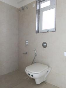 Common Bathroom Image of 560 Sq.ft 1 BHK Apartment / Flat for rent in Ashar Axis, Thane West Thane for Rs. 35000