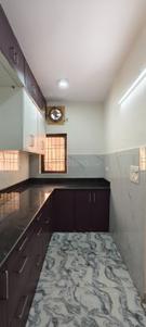 Kitchen Image of 592 Sq.ft 1 BHK Apartment / Flat for rent in DDA Flat Janakpuri, Janakpuri New Delhi for Rs. 20000