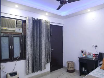 Bedroom Image of 1000 Sq.ft 2 BHK Builder Floor for rent in Tagore Garden Extension New Delhi for Rs. 40000