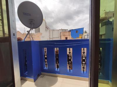 Bathroom Image of 450 Sq.ft 1 RK Independent House for rent in Shivaji Nagar Bengaluru for Rs. 15000