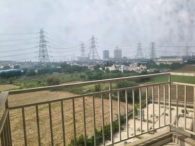 Bedroom Two Image of 743 Sq.ft 3 BHK Apartment / Flat for rent in Pyramid Infinity, Sector 70 Gurgaon for Rs. 19000