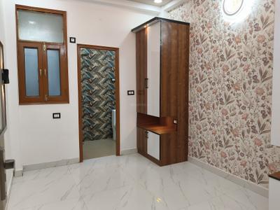 Bedroom Image of 1300 Sq.ft 3 BHK Builder Floor for sale in Indirapuram Ghaziabad for Rs. 11000000