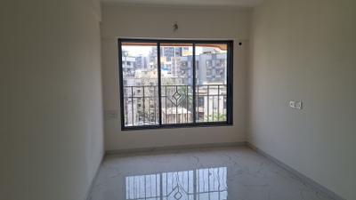 Living Room Image of 750 Sq.ft 2 BHK Apartment / Flat for rent in Ferro Malad Sukh Sadan CHSL, Malad West Mumbai for Rs. 55000