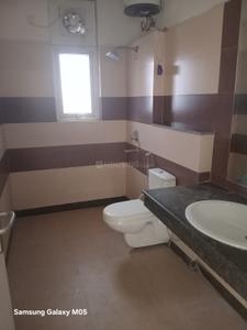 Image of 2967 Sq.ft 4 BHK Apartment / Flat for rent in Tulsiani Golf View Apartments, Sushant Golf City, Lucknow for Rs. 42000