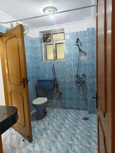 Image of 1450 Sq.ft 3 BHK Apartment / Flat for rent in Mavilla Apartment, Mayur Vihar Phase 1, New Delhi for Rs. 60000