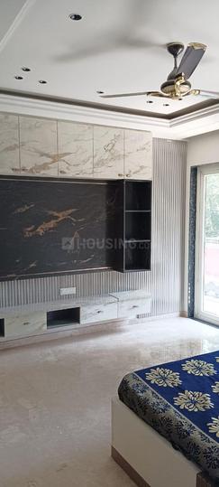 Shiv The Ozone Park Main Image 1