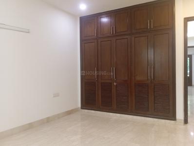 Bedroom Image of 2100 Sq.ft 3 BHK Builder Floor for rent in Gulmohar Park New Delhi for Rs. 250000