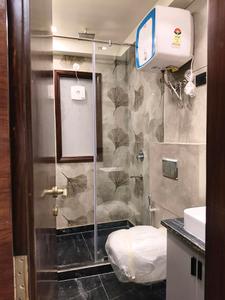 Common Bathroom One Image of 3500 Sq.ft 4 BHK Builder Floor for sale in Greenwood City Floors, Sector 45 Gurgaon for Rs. 53000000