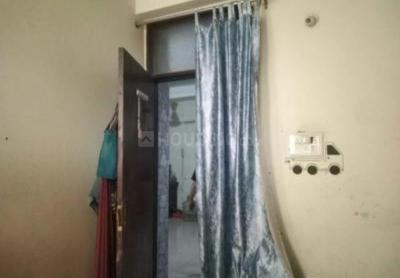 Bedroom Image of 1000 Sq.ft 3 BHK Builder Floor for sale in Jamia Nagar New Delhi for Rs. 9000000