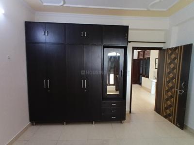 Bedroom Image of 1800 Sq.ft 3 BHK Builder Floor for rent in Sector 122 Noida for Rs. 27000